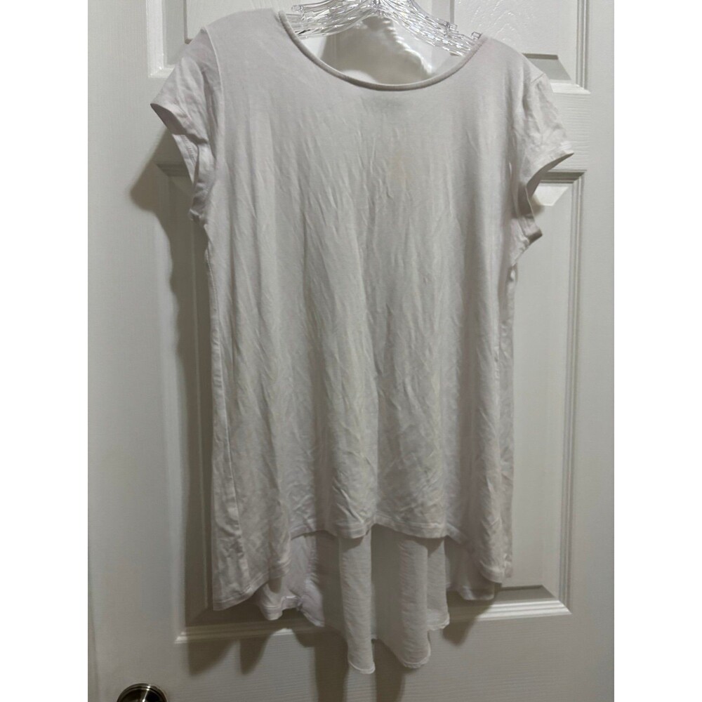 Kim and Cami white shirt new with tags size medium